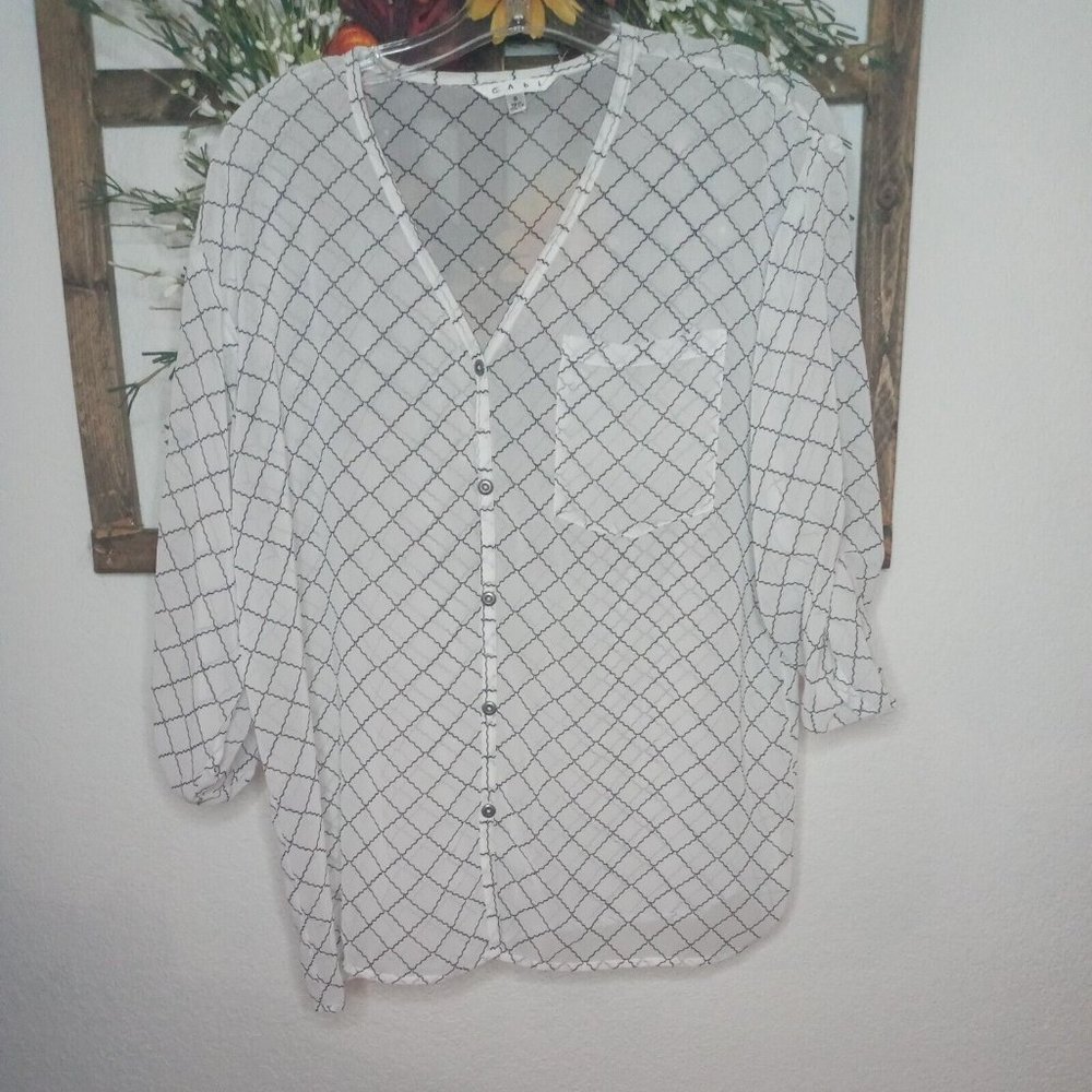 Cabi White Black Sheer Blouse Front Buttons V-neck Size Small Style 740